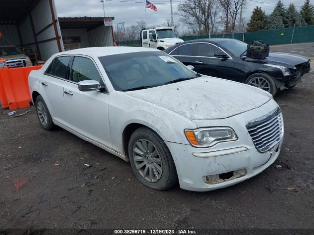 CHRYSLER 300 2013 2c3ccaag8dh657172