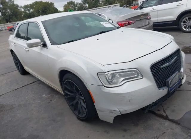 CHRYSLER 300 2015 2c3ccaag8fh807736