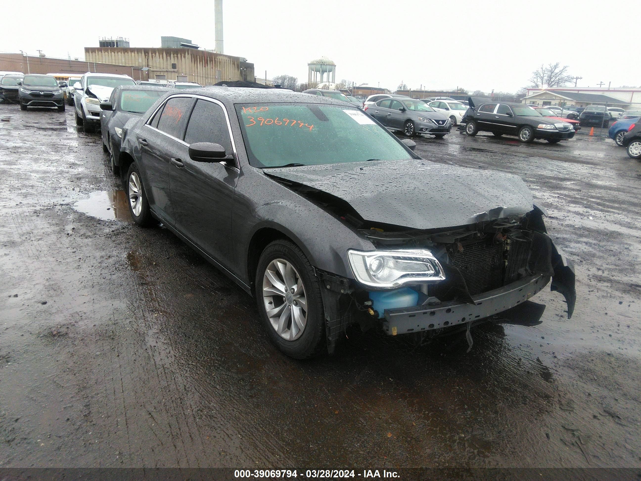 CHRYSLER 300 2015 2c3ccaag8fh930260