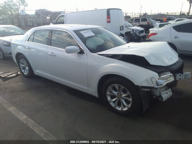 CHRYSLER 300 2015 2c3ccaag8fh930937