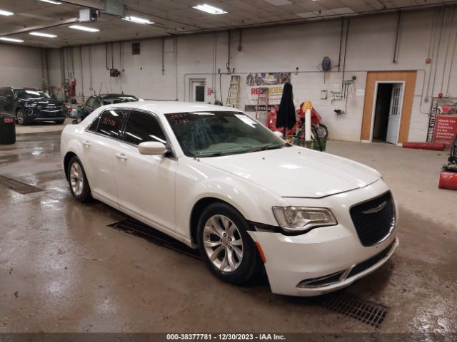 CHRYSLER 300 2015 2c3ccaag9fh920658