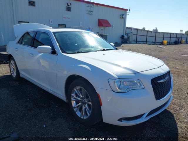 CHRYSLER 300 2015 2c3ccaag9fh931997