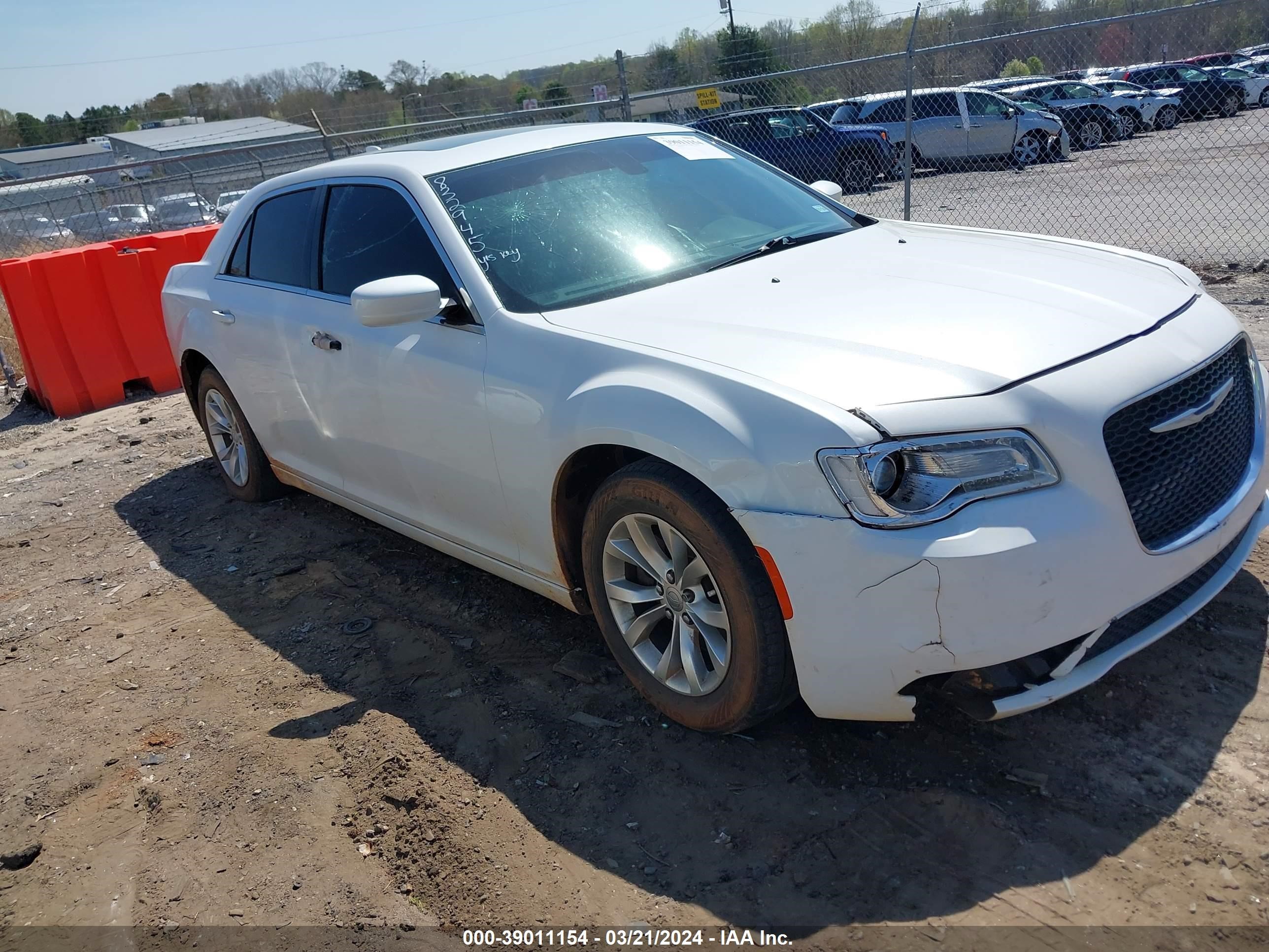 CHRYSLER 300 2015 2c3ccaagxfh832945