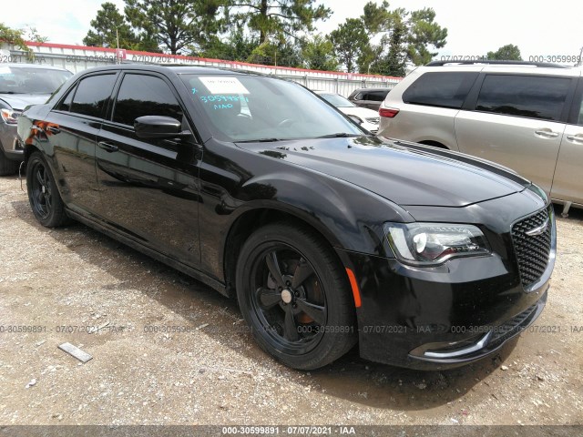 CHRYSLER 300 2019 2c3ccabg0kh562620