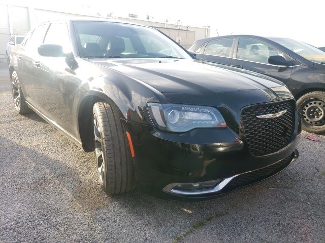 CHRYSLER 300 2017 2c3ccabg2hh663442