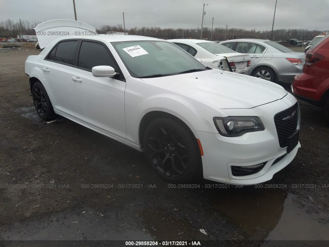 CHRYSLER 300 2019 2c3ccabg2kh580519