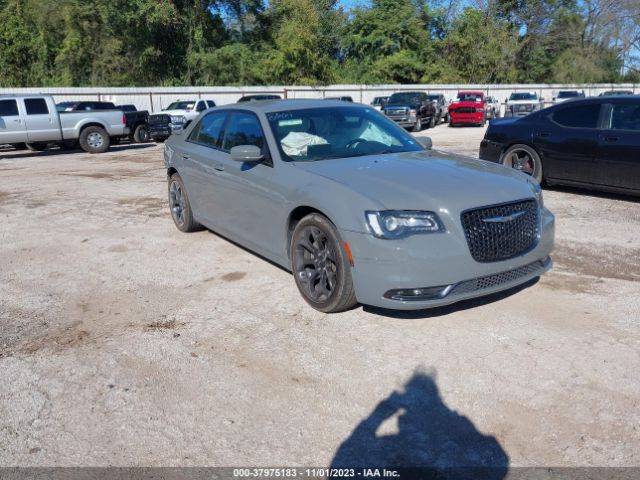 CHRYSLER 300 2019 2c3ccabg3kh516196