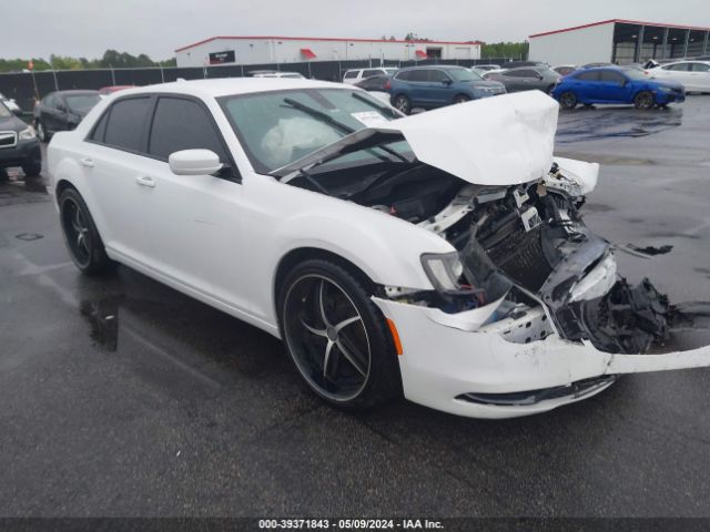 CHRYSLER 300 2019 2c3ccabg3kh539543