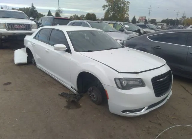 CHRYSLER 300 2019 2c3ccabg3kh562627