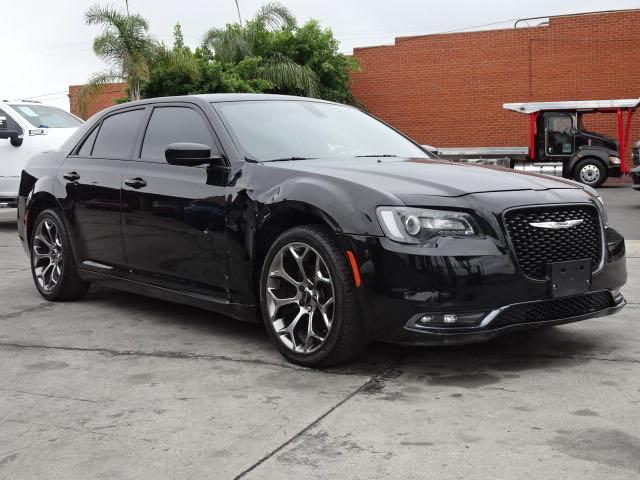 CHRYSLER 300 S 2018 2c3ccabg5jh214049