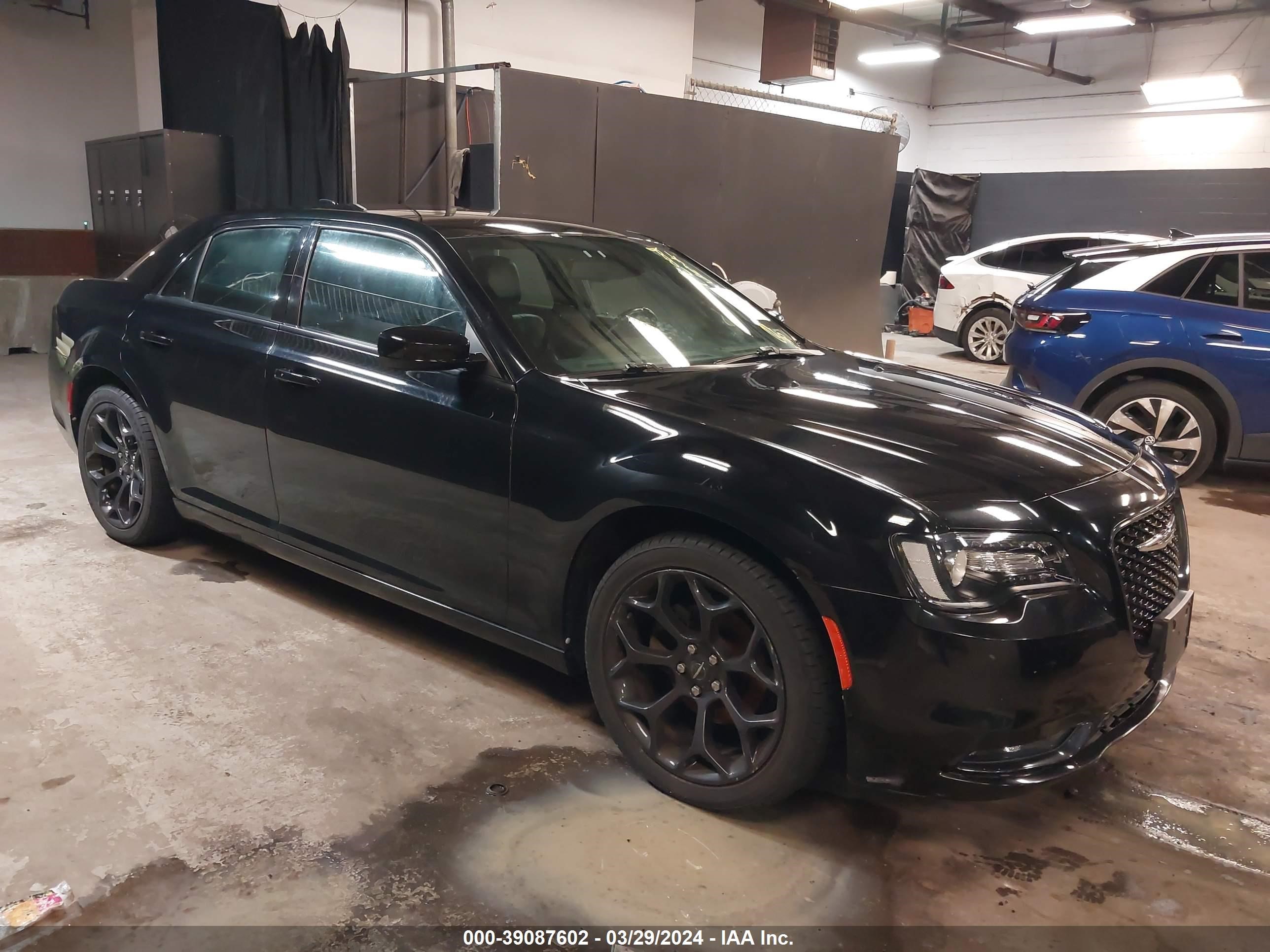 CHRYSLER 300 2019 2c3ccabg5kh609401