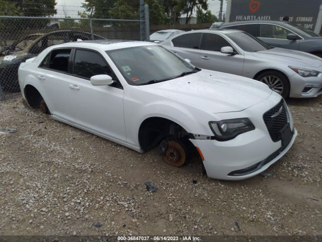 CHRYSLER 300 2015 2c3ccabg7fh767129