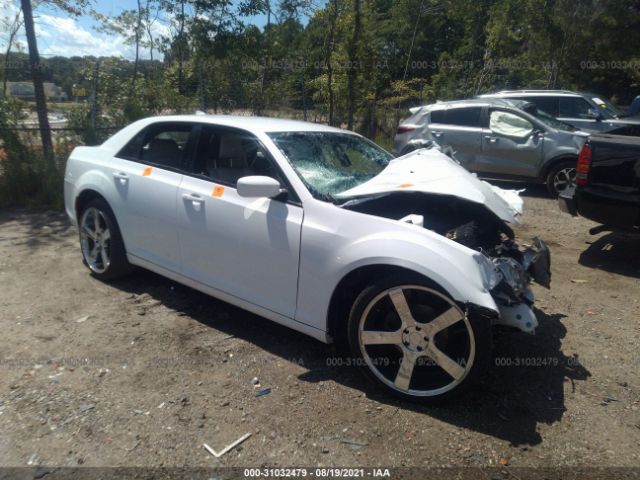 CHRYSLER 300 2019 2c3ccabg7kh613370