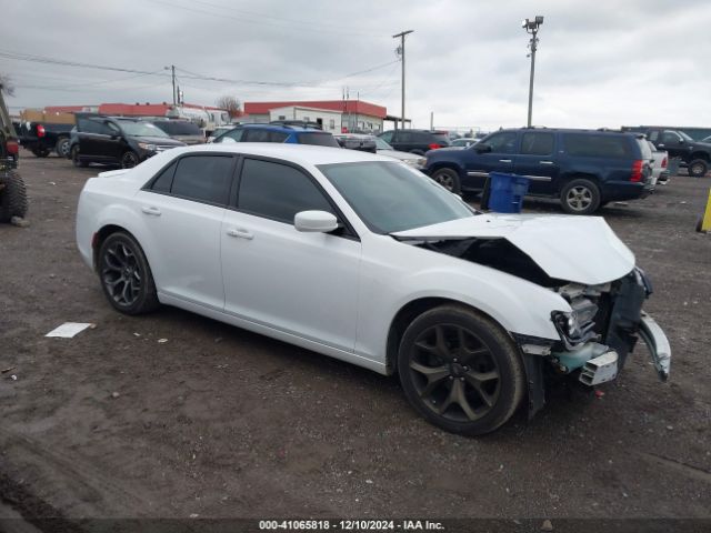 CHRYSLER 300 2015 2c3ccabg8fh838306