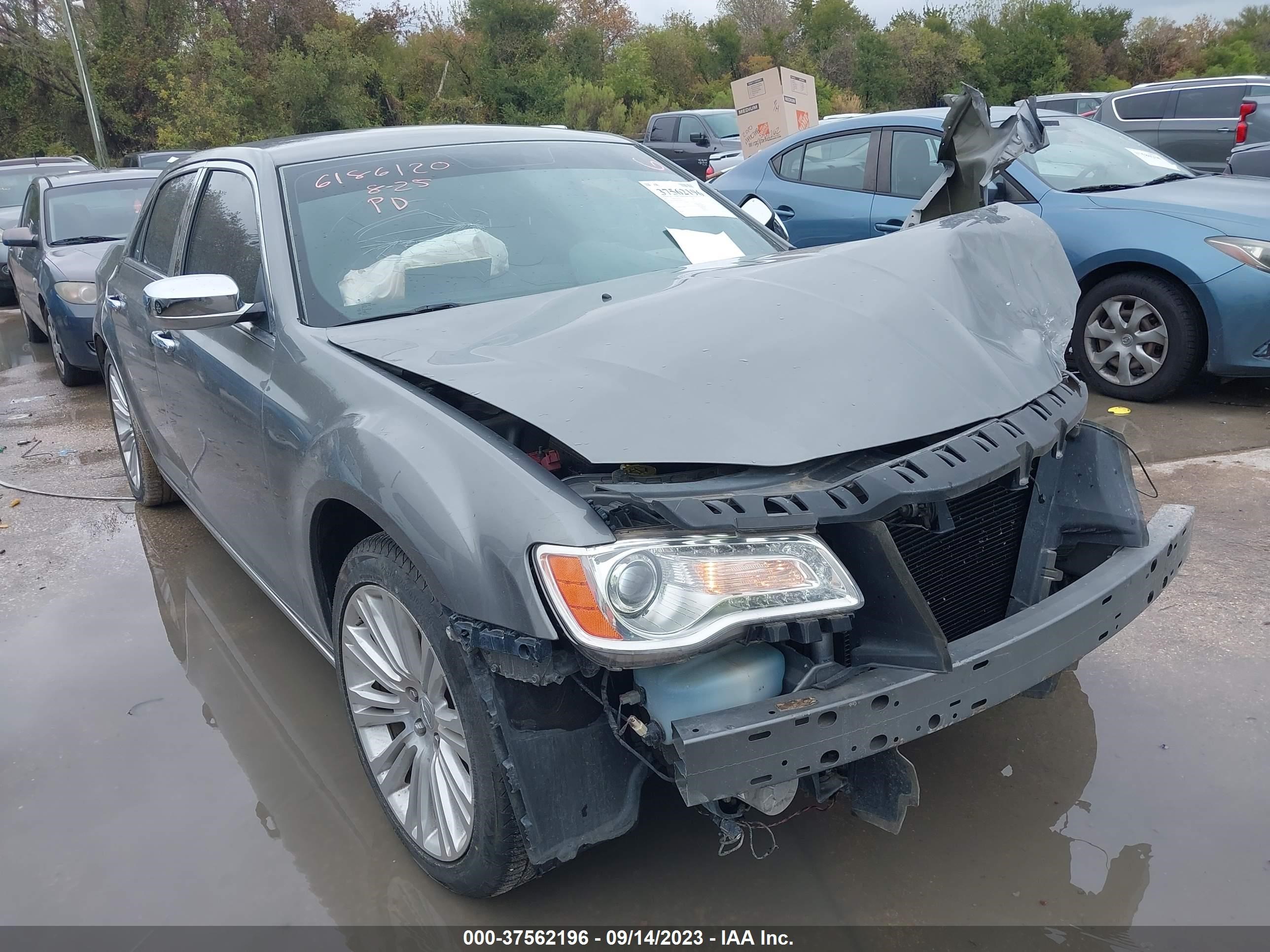 CHRYSLER 300 2012 2c3ccacg8ch245930