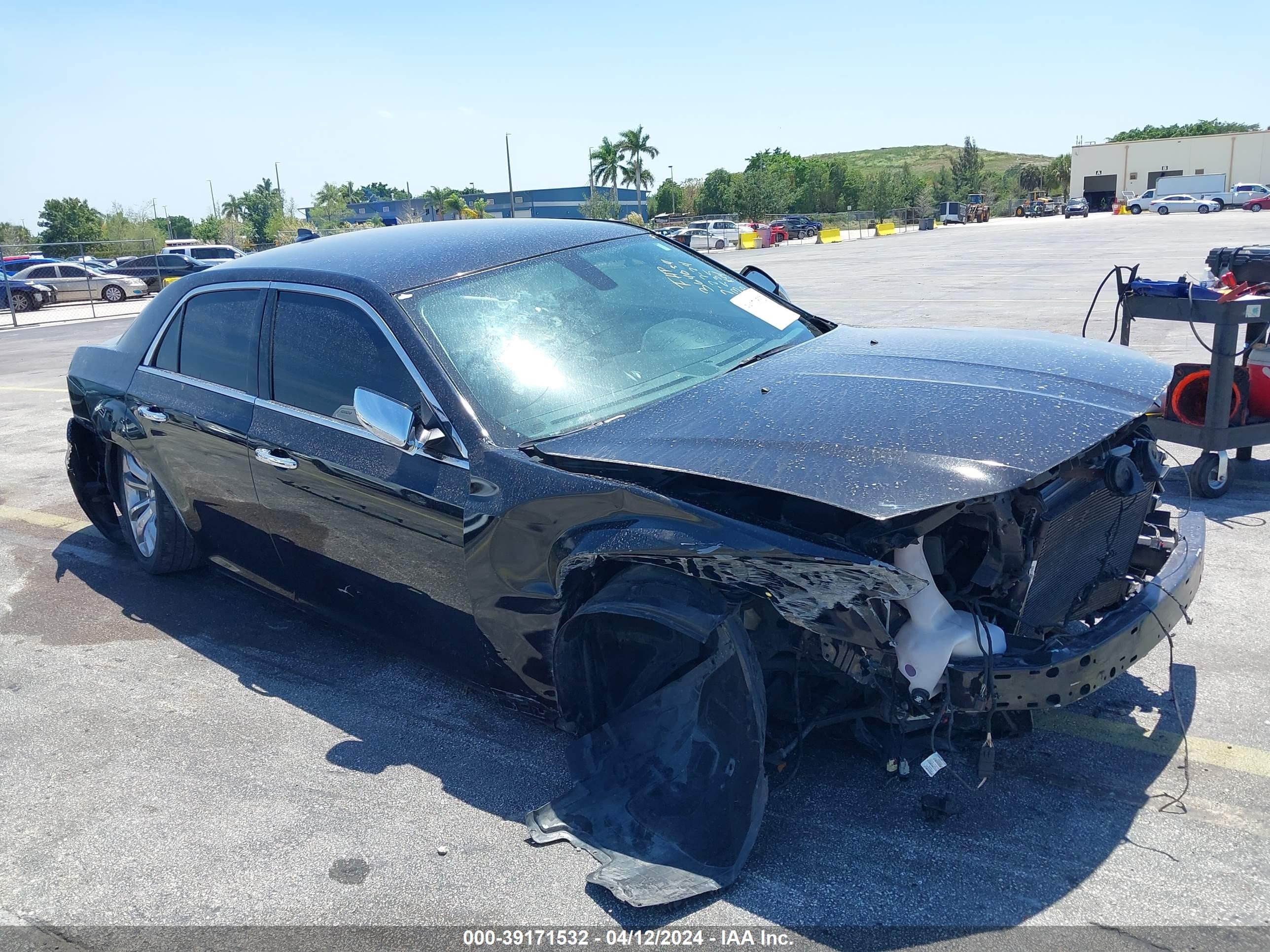 CHRYSLER 300 2019 2c3ccaeg1kh693535