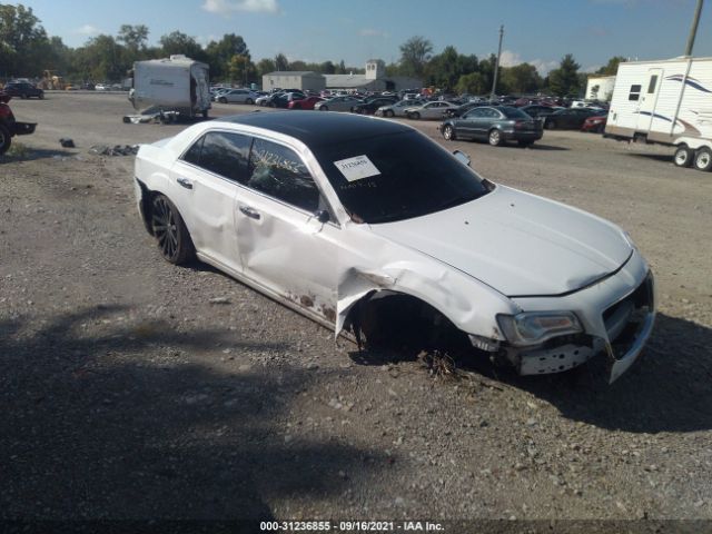 CHRYSLER 300 2019 2c3ccaeg2kh559892