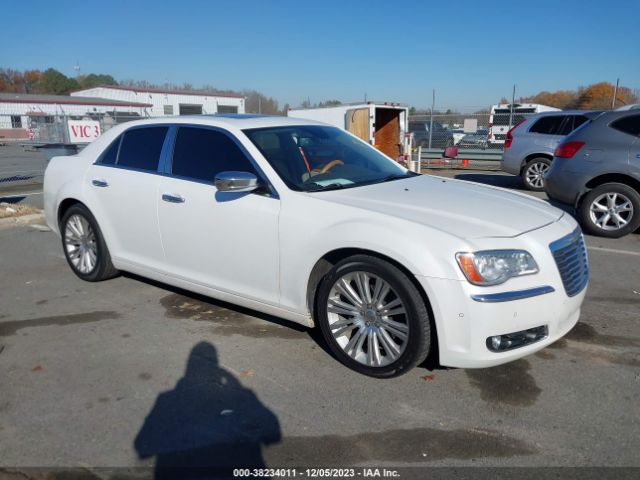 CHRYSLER 300C 2013 2c3ccaet4dh641171