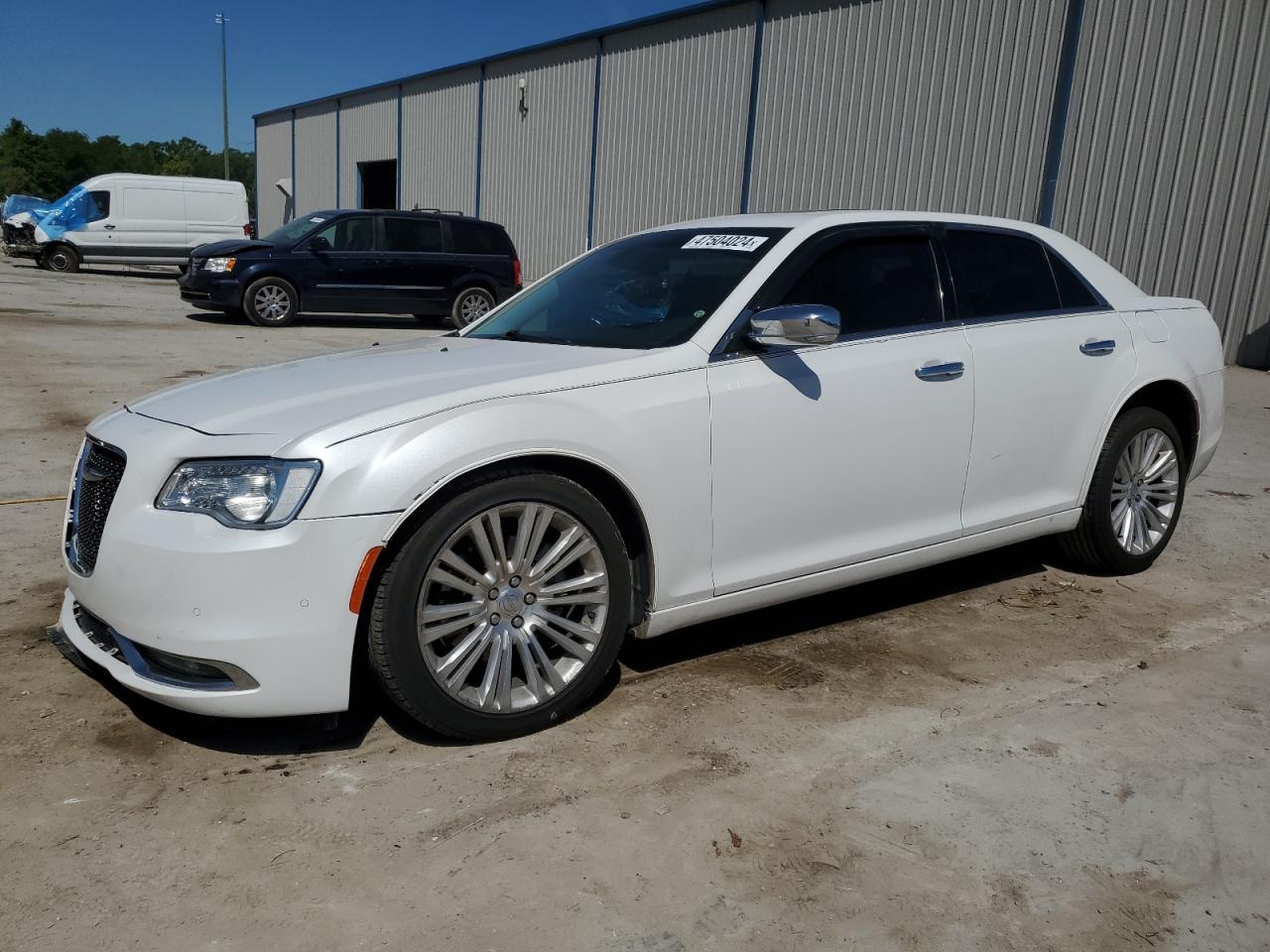 CHRYSLER 300 2015 2c3ccaet5fh781457