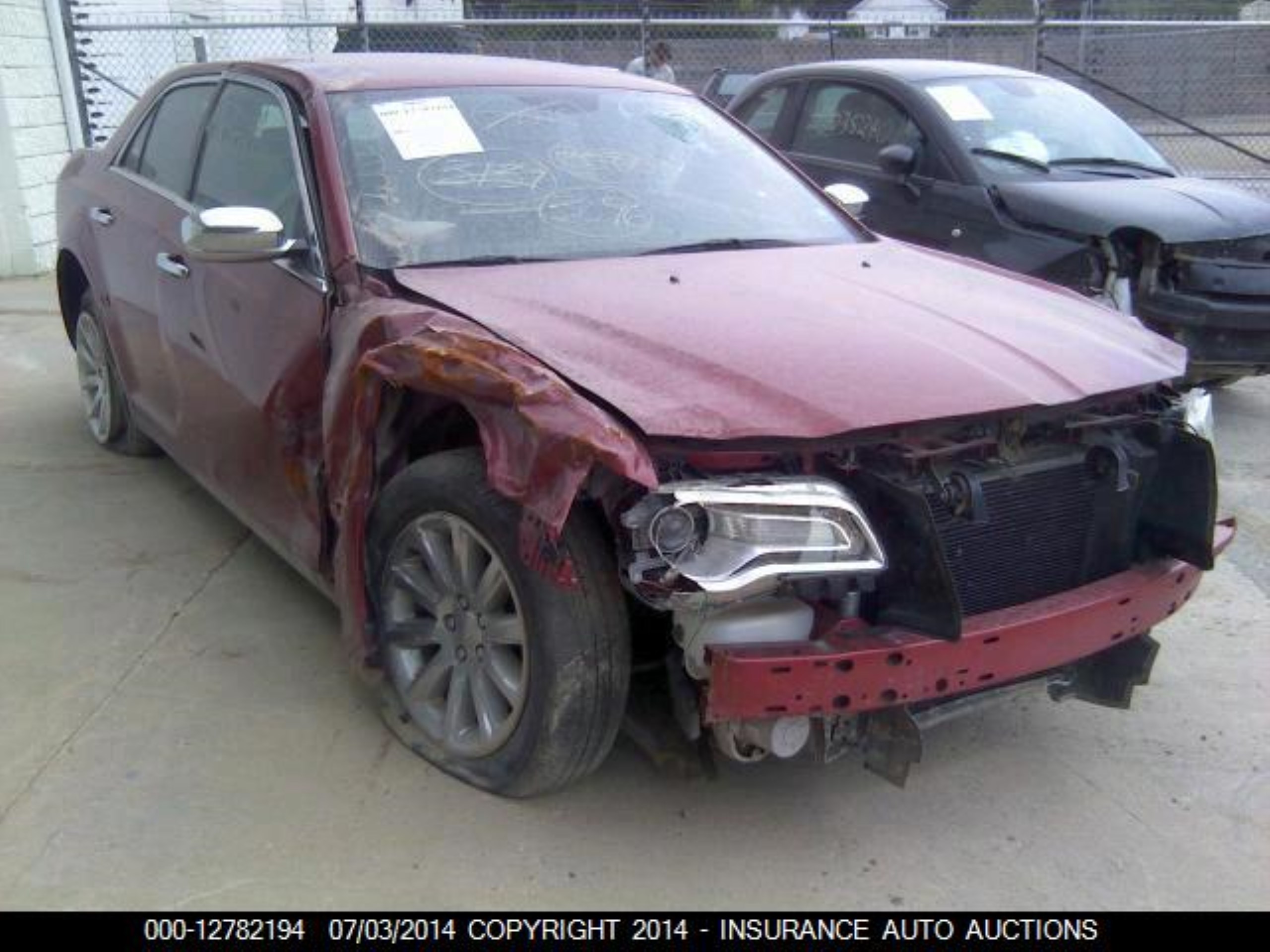 CHRYSLER 300 2013 2c3ccaet8dh650097