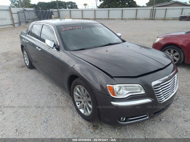 CHRYSLER 300 2013 2c3ccaet8dh650116