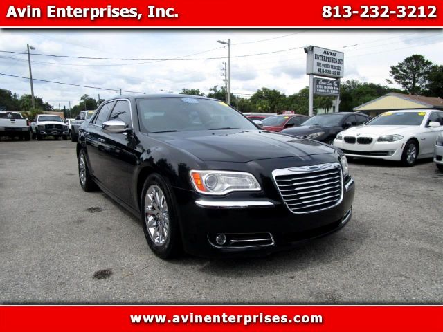 CHRYSLER 300 2013 2c3ccaet9dh585213