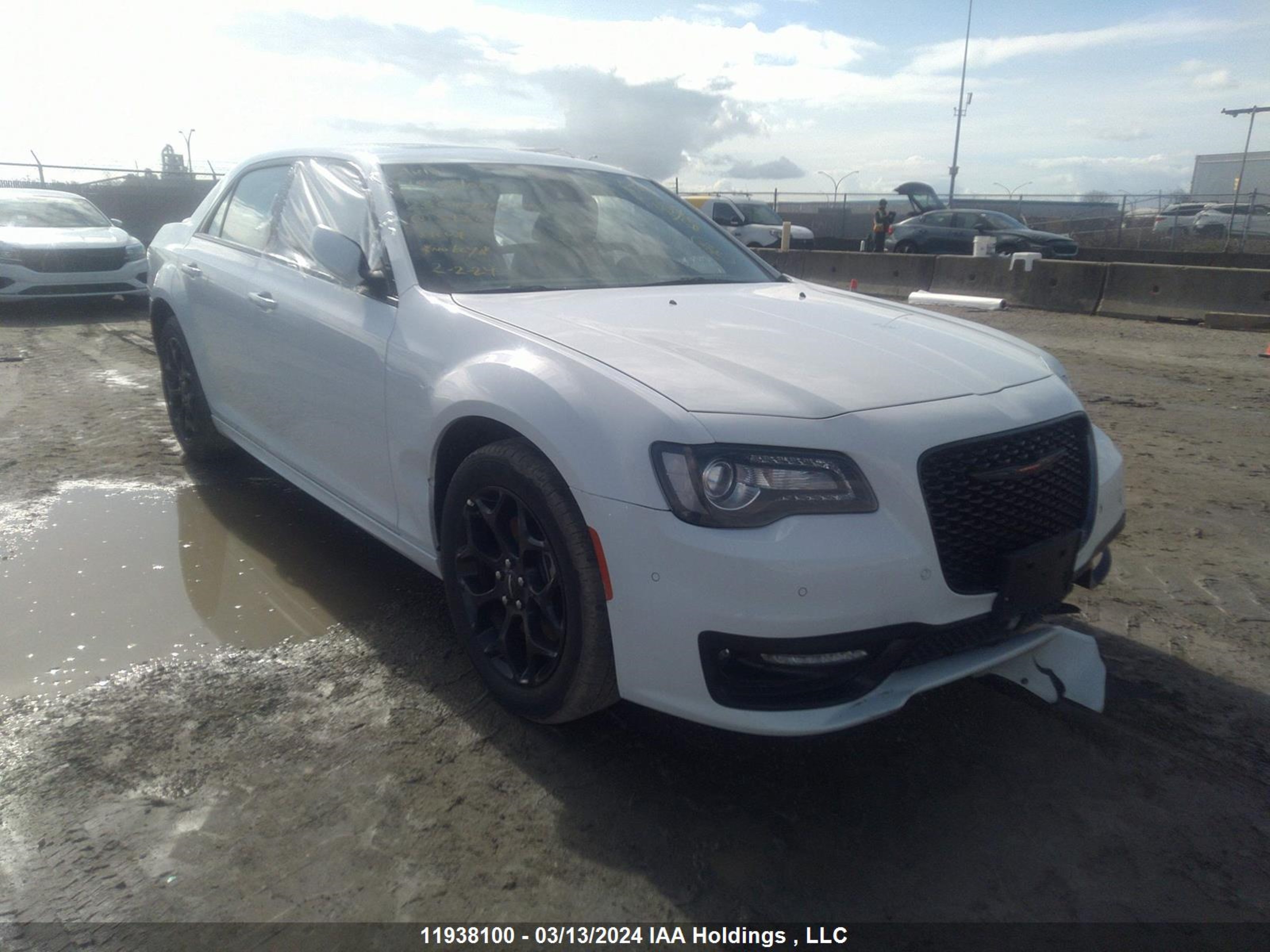 CHRYSLER 300 2023 2c3ccagg2ph593030