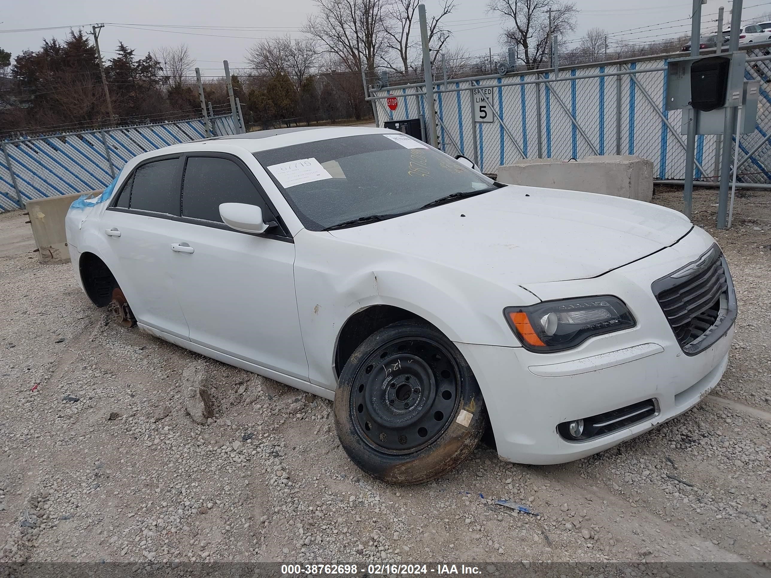 CHRYSLER 300 2014 2c3ccagg3eh374476