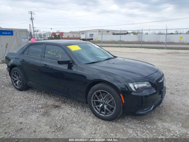 CHRYSLER 300 2017 2c3ccagg5hh591547