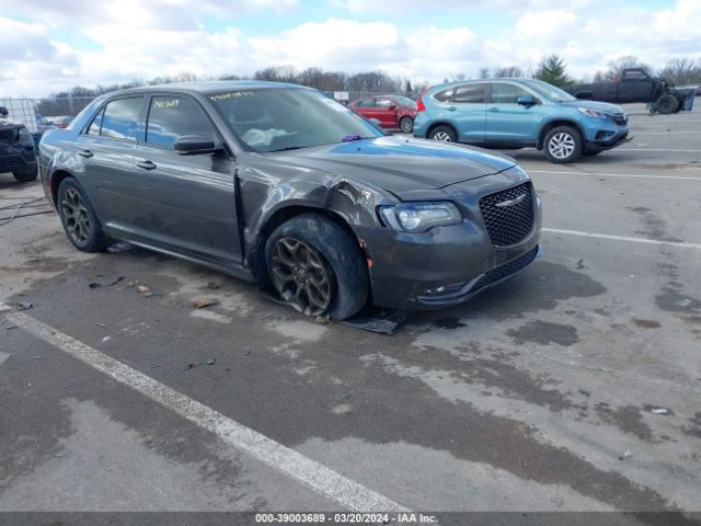 CHRYSLER 300 2017 2c3ccagg8hh517653