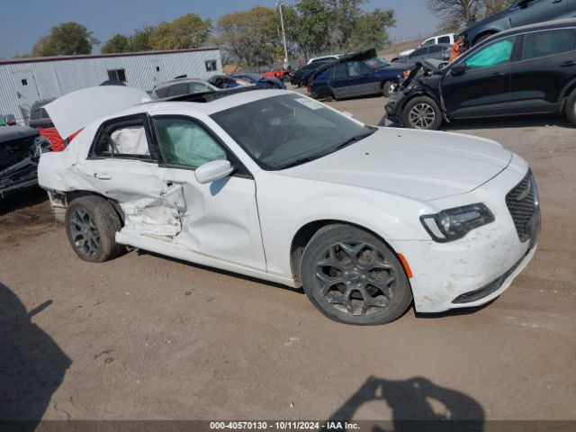 CHRYSLER 300 2018 2c3ccagg8jh149495