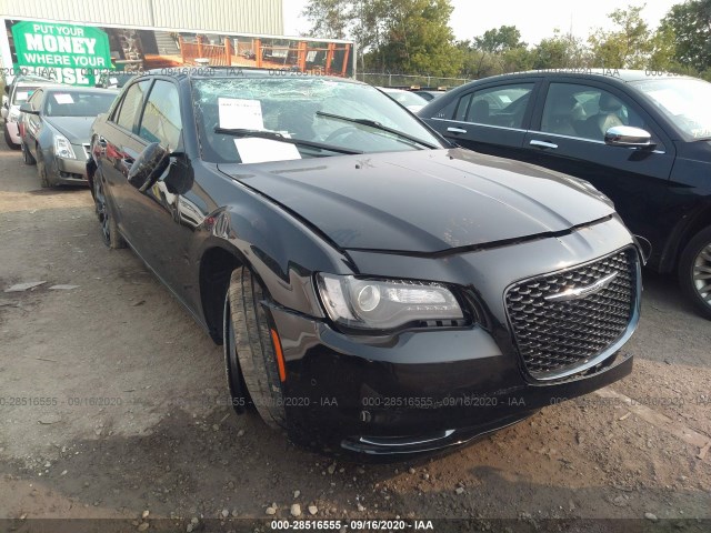 CHRYSLER 300 2018 2c3ccagg9jh141647