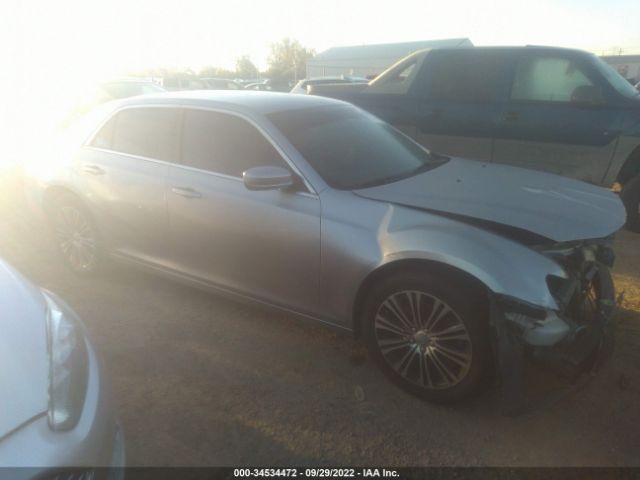 CHRYSLER 300 2013 2c3ccagt5dh635537