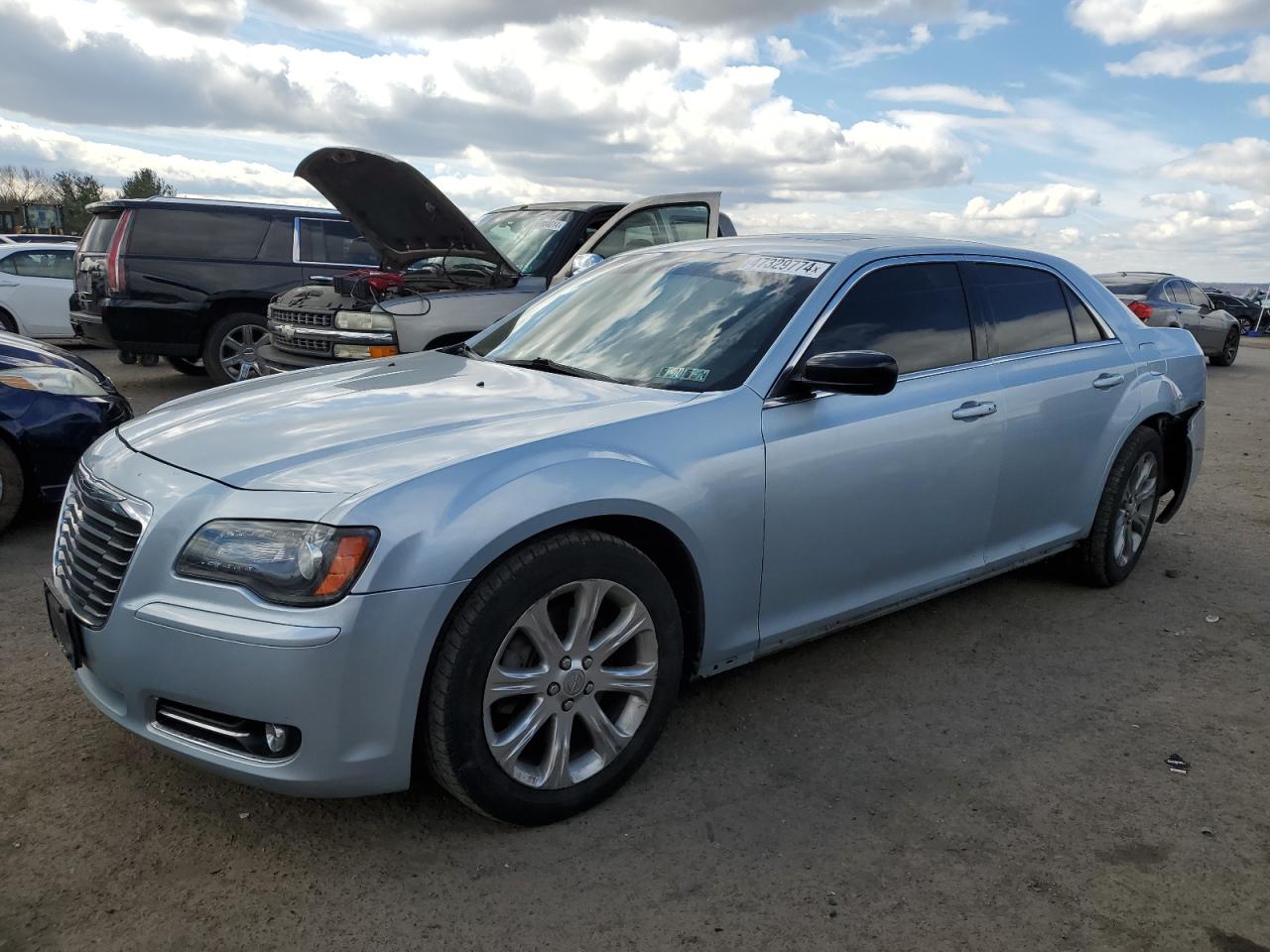 CHRYSLER 300 2013 2c3ccagt6dh590544