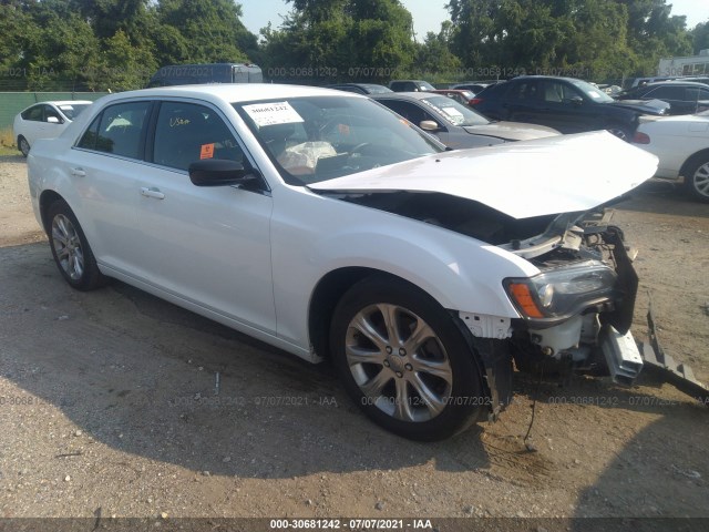 CHRYSLER 300 2013 2c3ccagt6dh590561