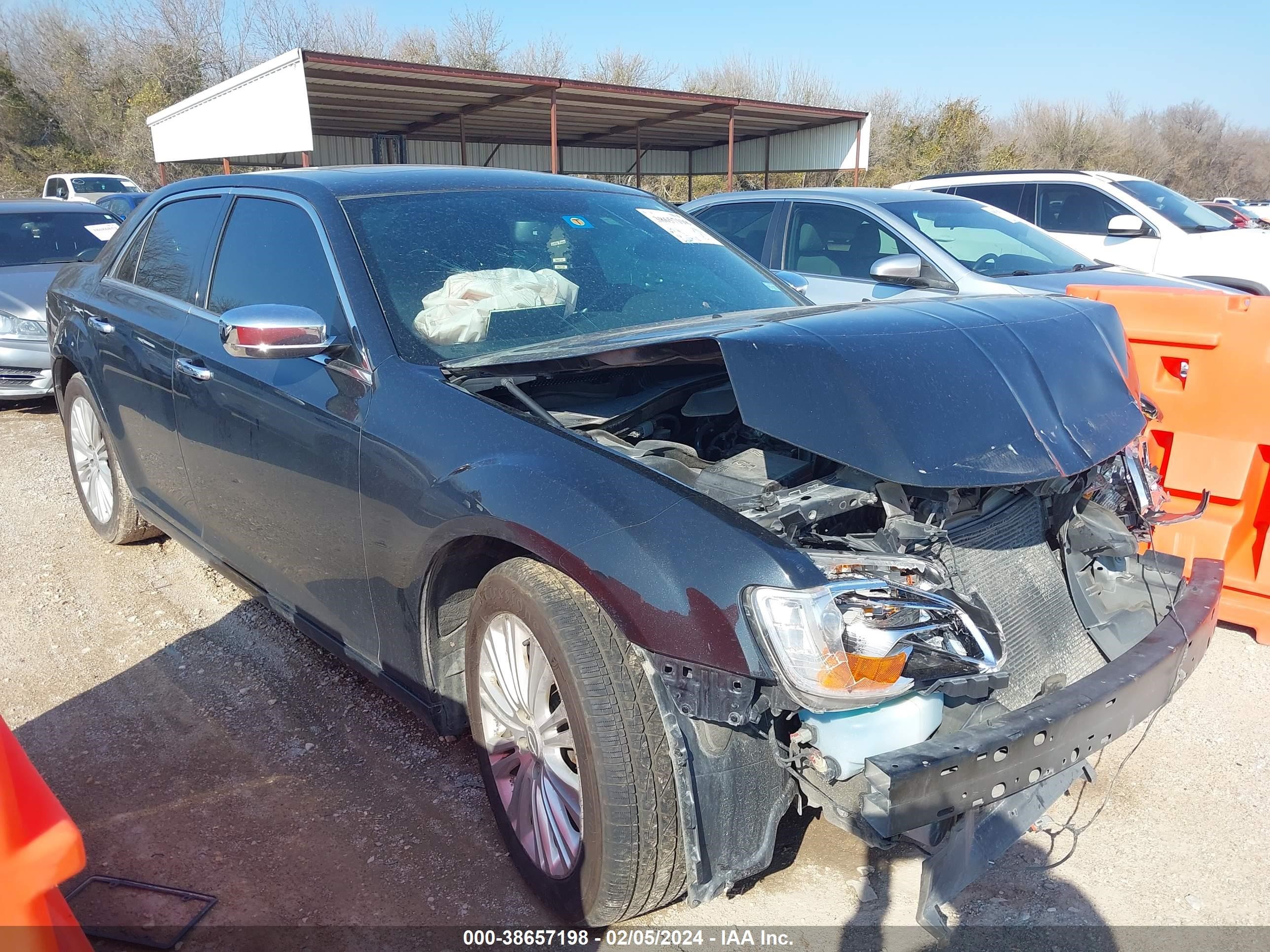 CHRYSLER 300C 2014 2c3ccakg7eh186339