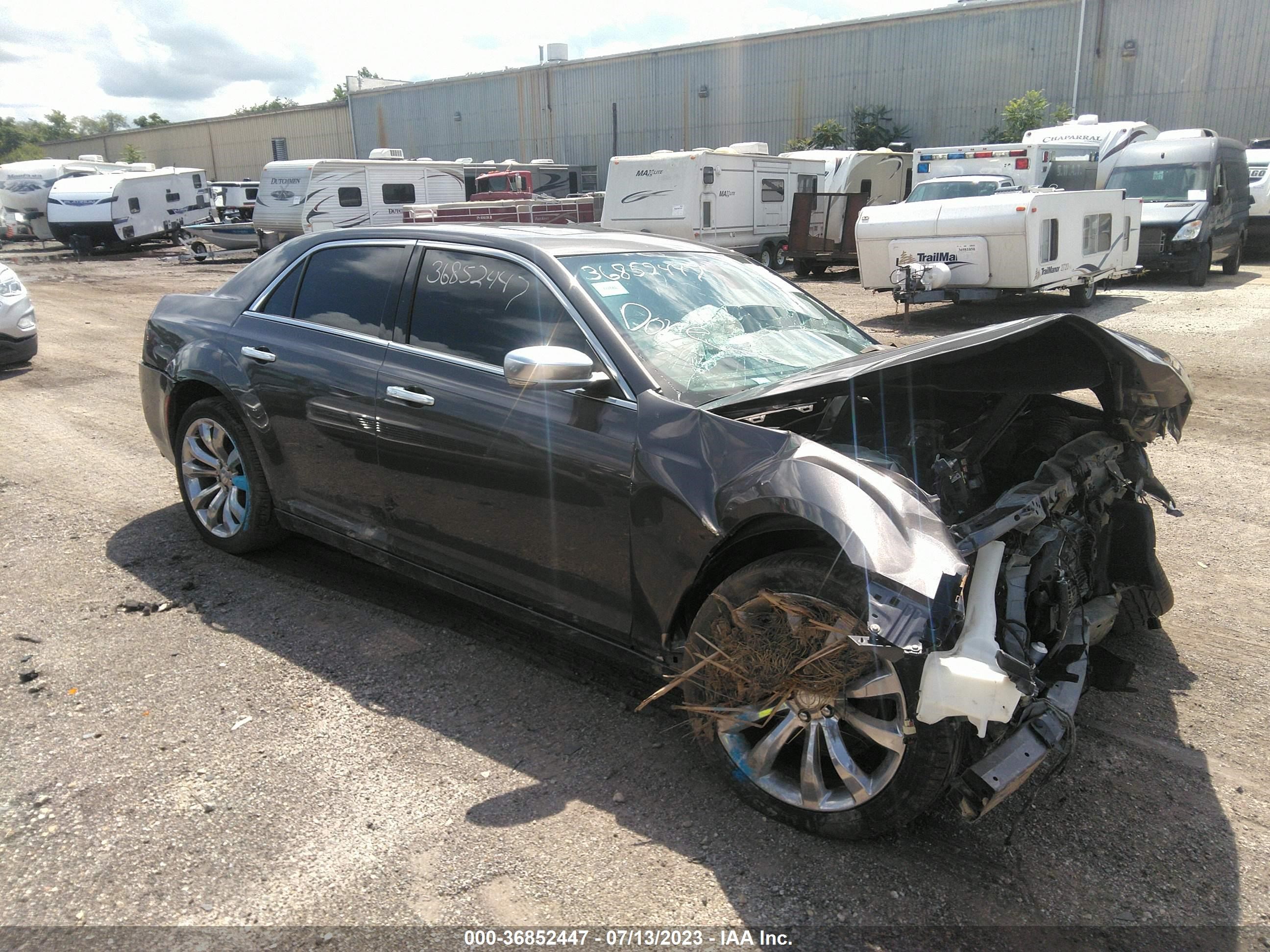 CHRYSLER 300 2015 2c3ccapg4fh772961