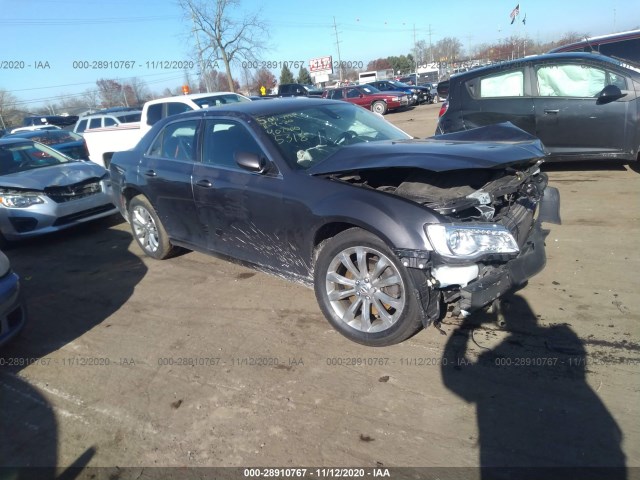 CHRYSLER 300 2019 2c3ccarg8kh565318