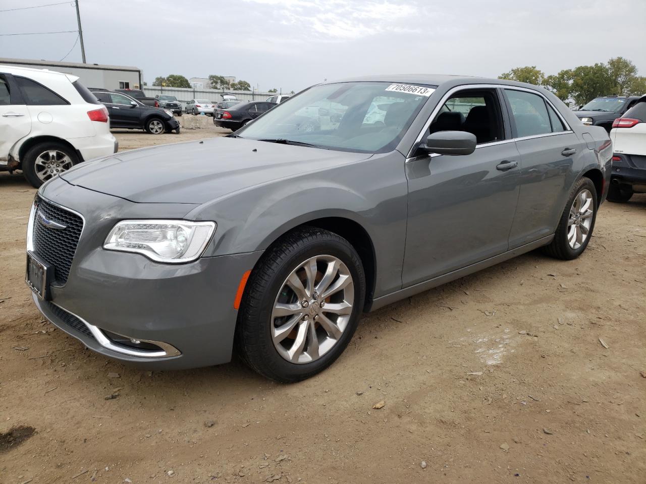 CHRYSLER 300 2018 2c3ccarg9jh231636