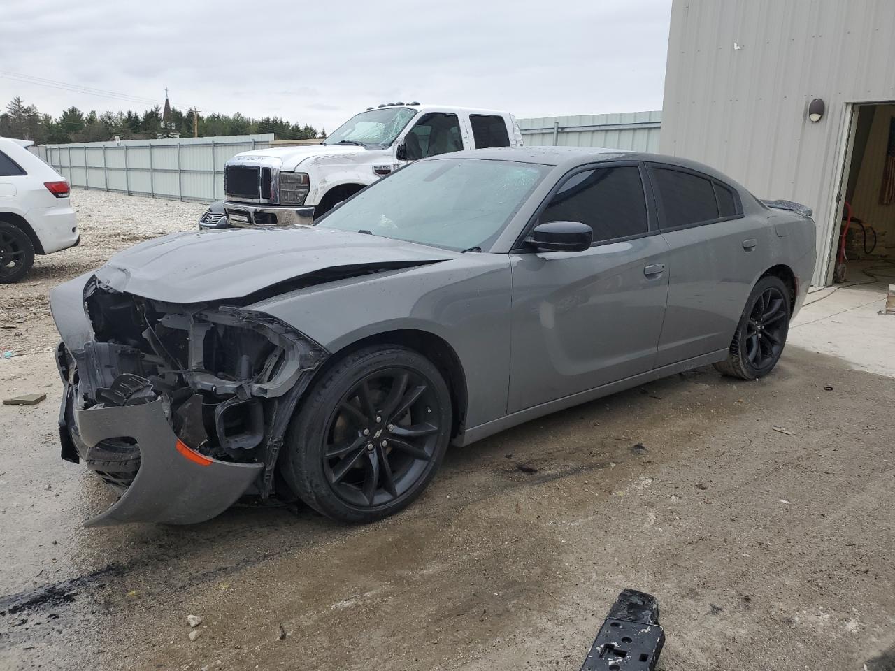 DODGE CHARGER 2018 2c3cdxbg2jh114023