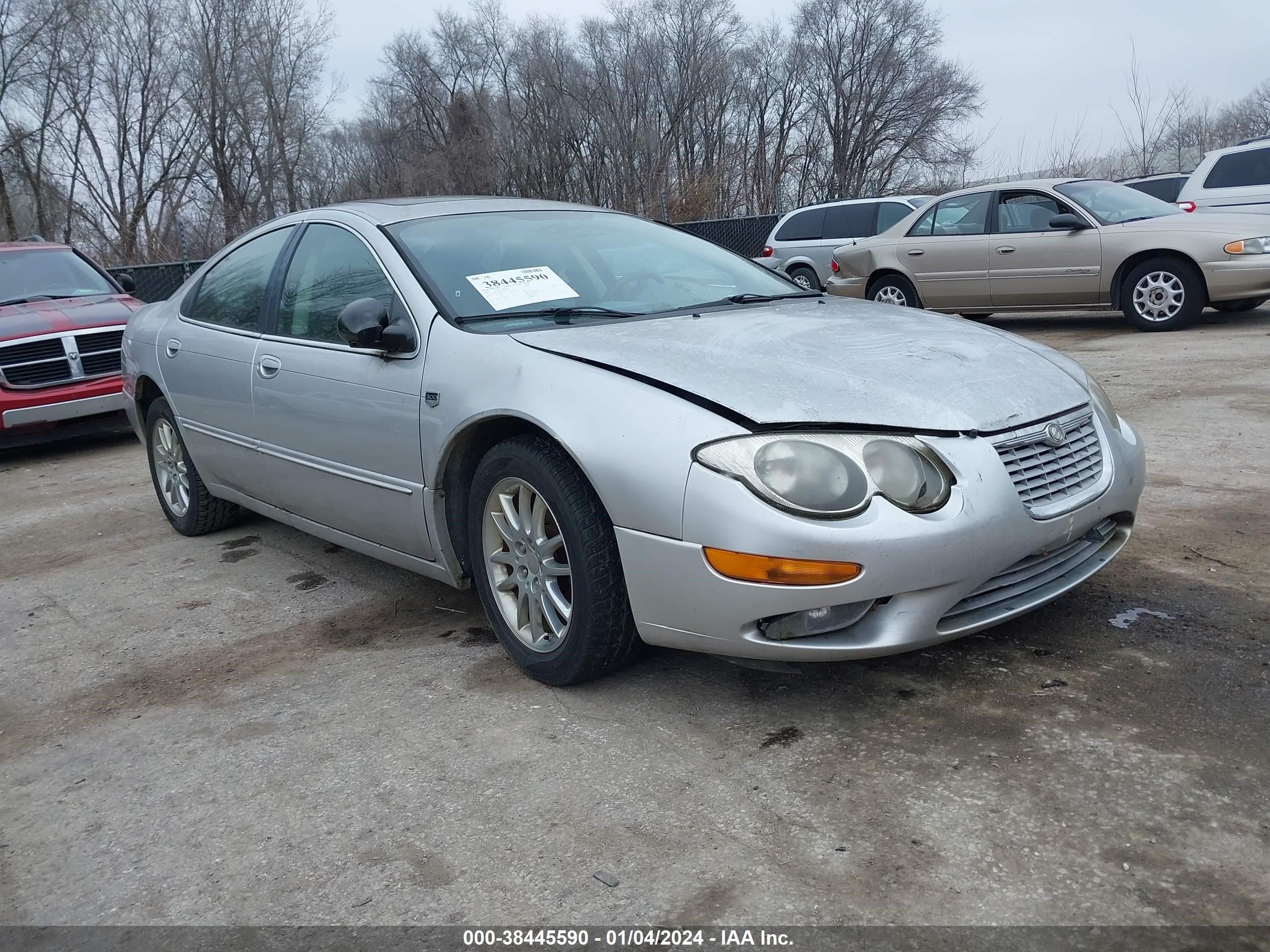 CHRYSLER 300M 2002 2c3he66g62h204395