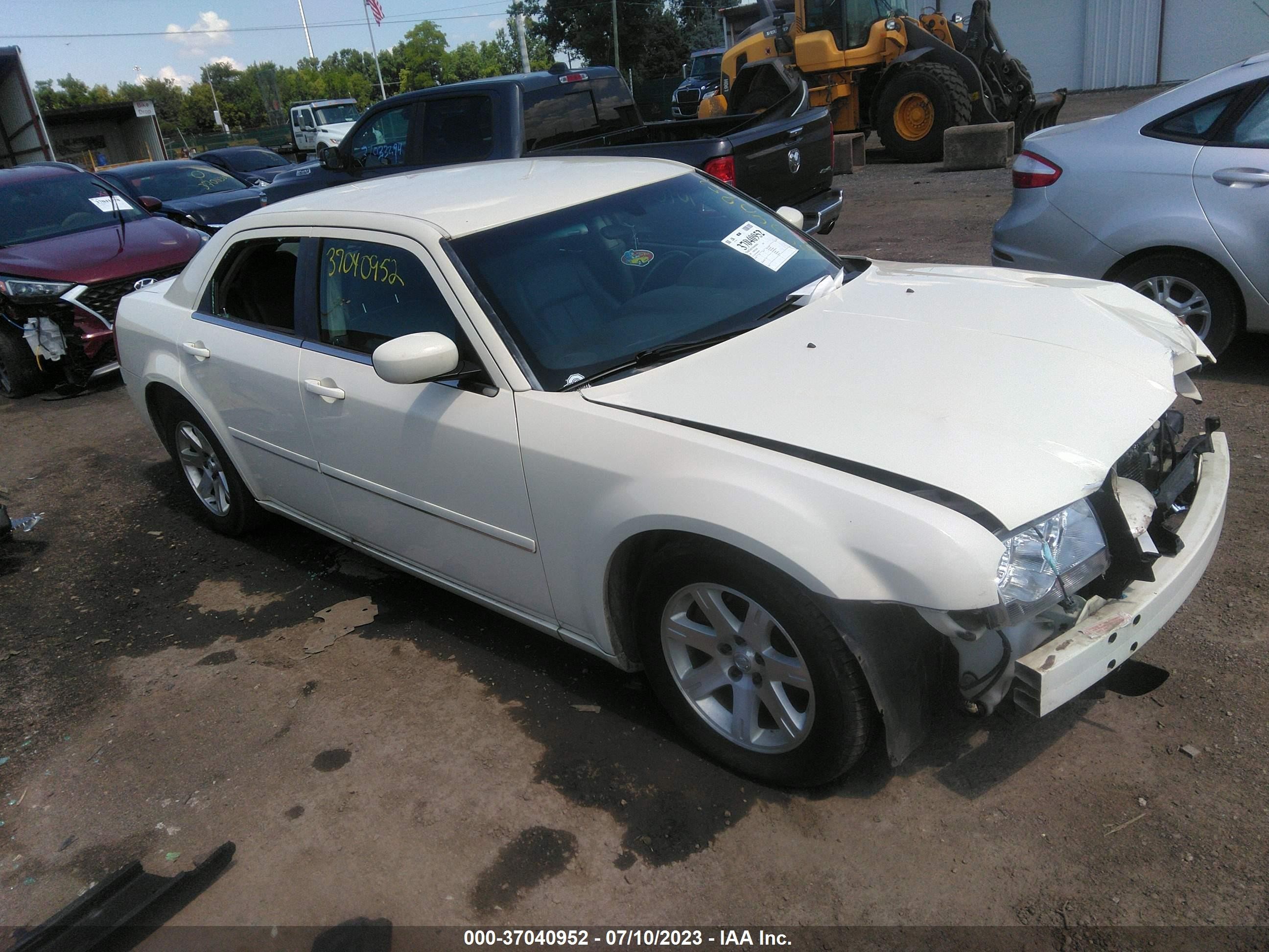 CHRYSLER 300 2005 2c3ja53g45h685232