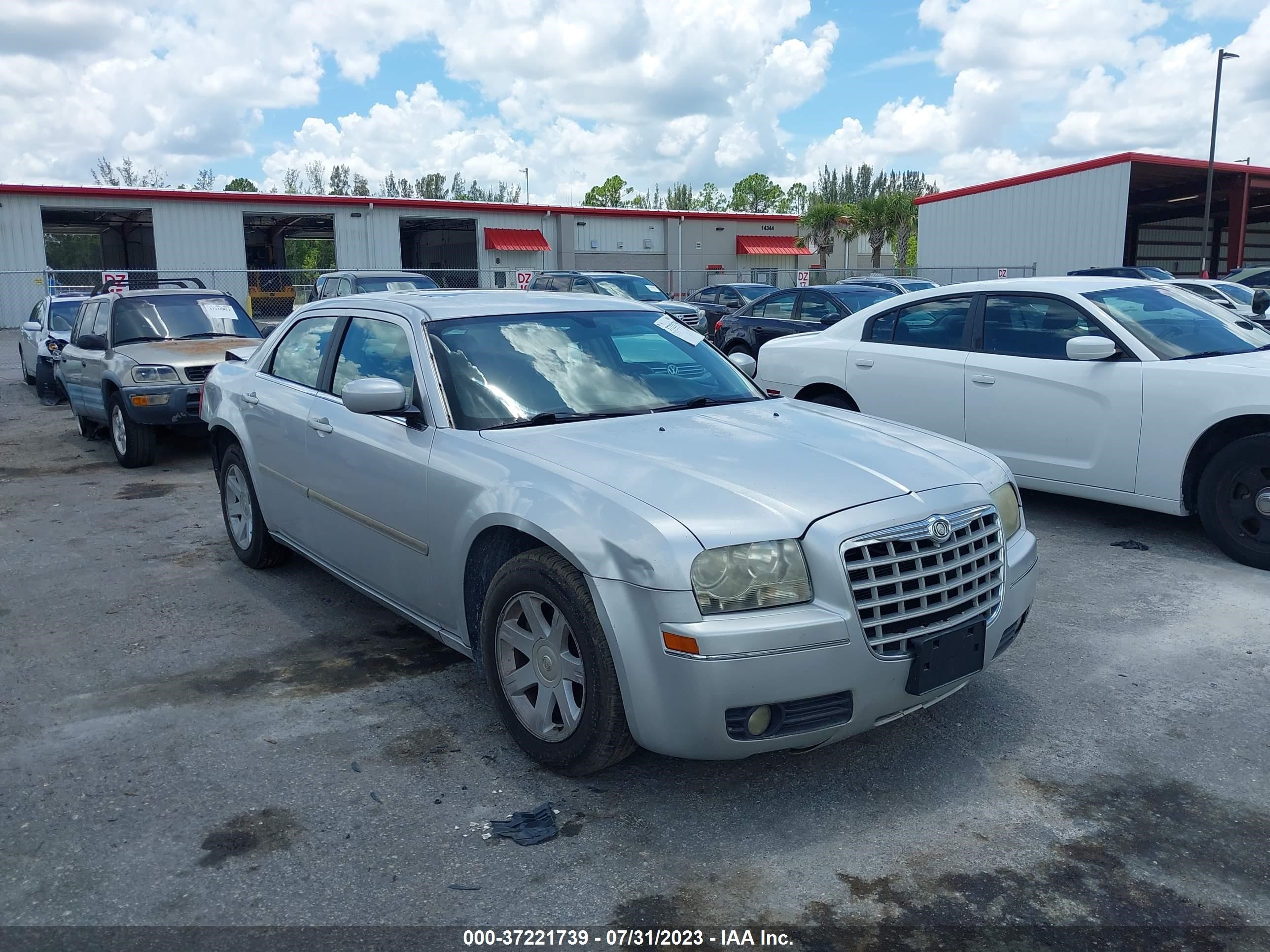 CHRYSLER 300 2005 2c3ja53g85h505993