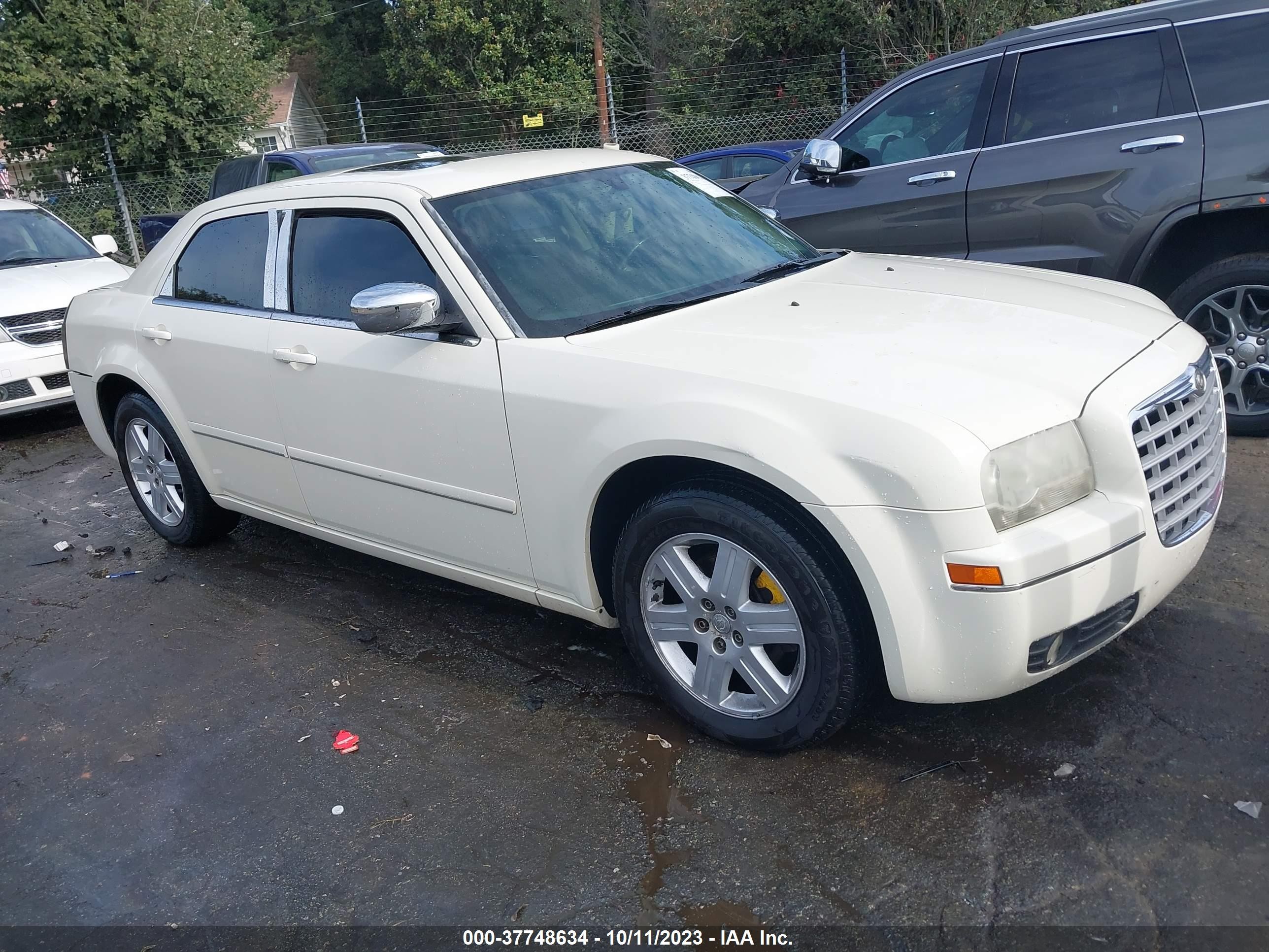 CHRYSLER 300 2005 2c3jk53g25h671617