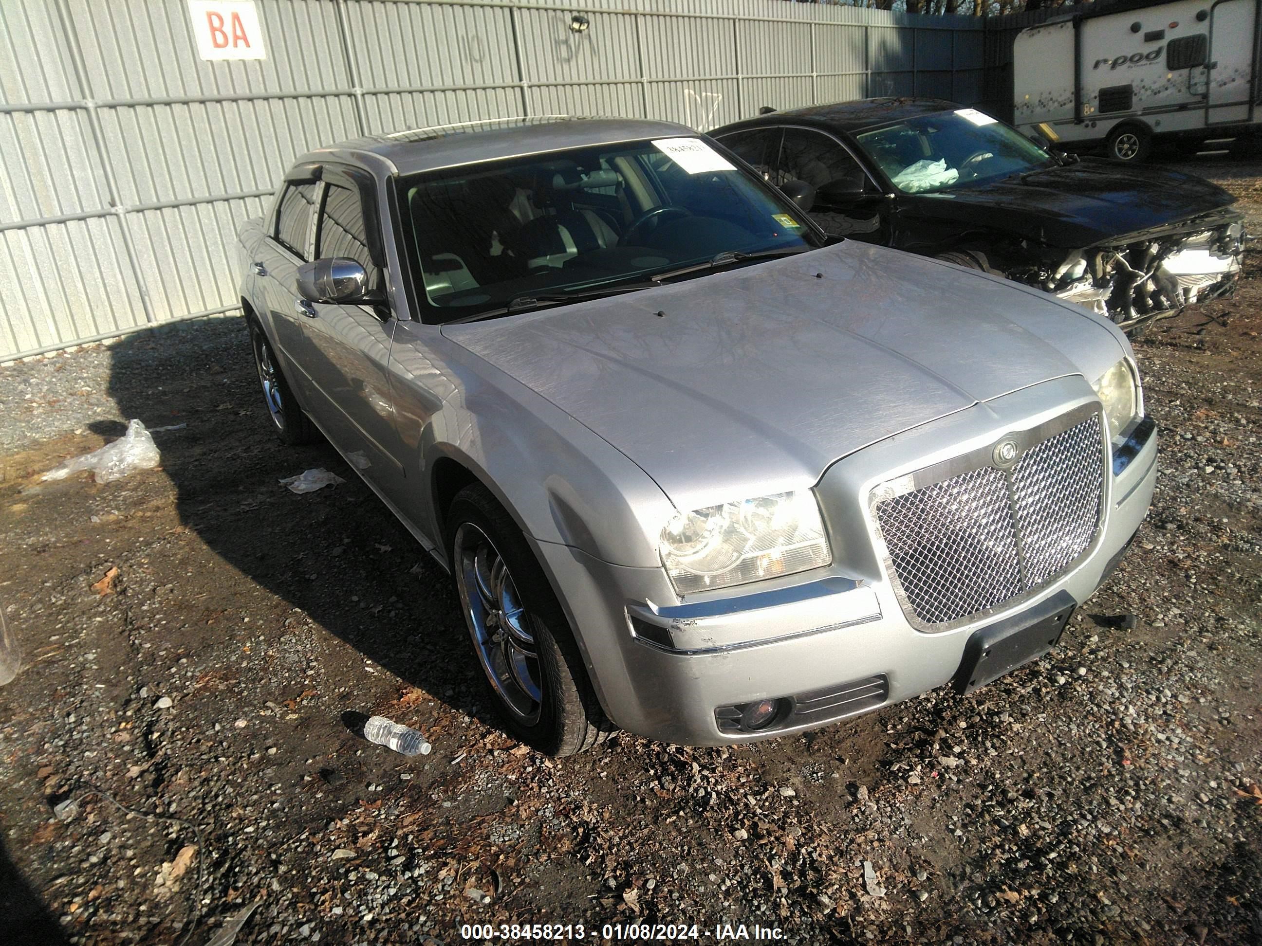 CHRYSLER 300 2005 2c3jk53g65h624820