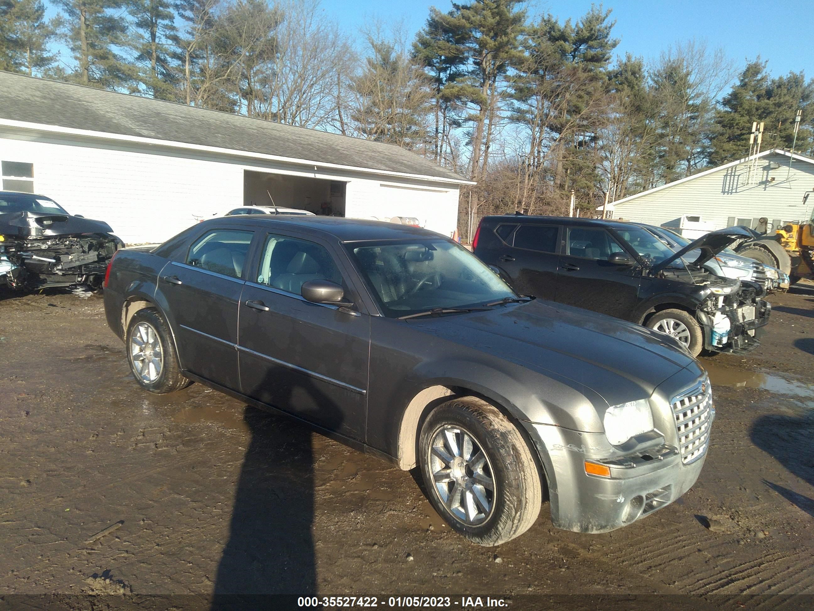 CHRYSLER 300 2008 2c3ka33g18h106811