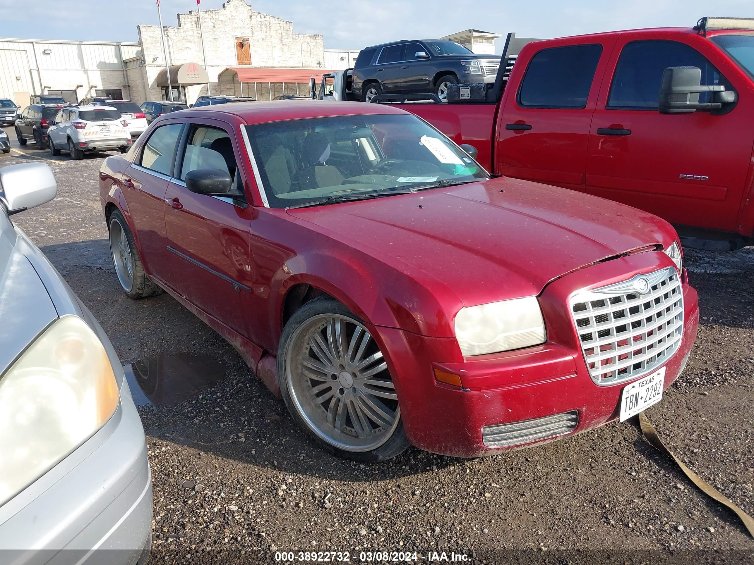 CHRYSLER 300 2009 2c3ka43d29h512237