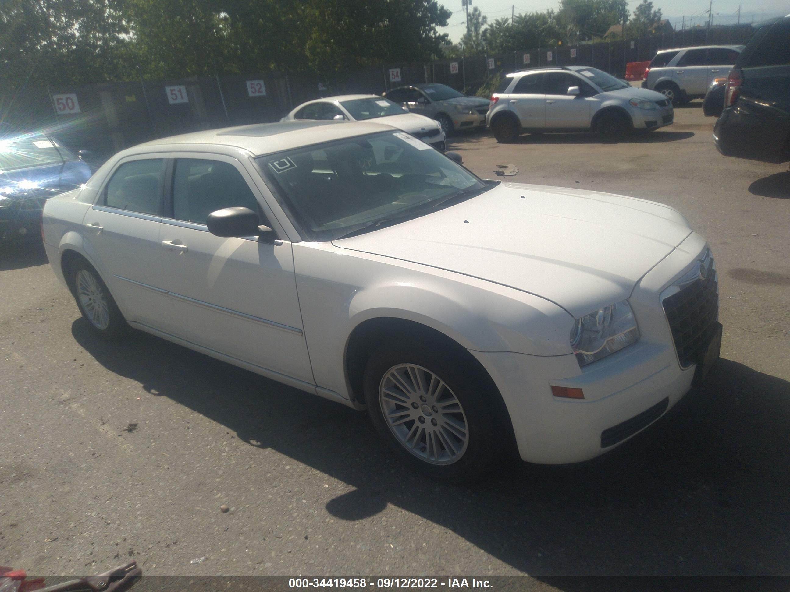 CHRYSLER 300 2009 2c3ka43dx9h539556