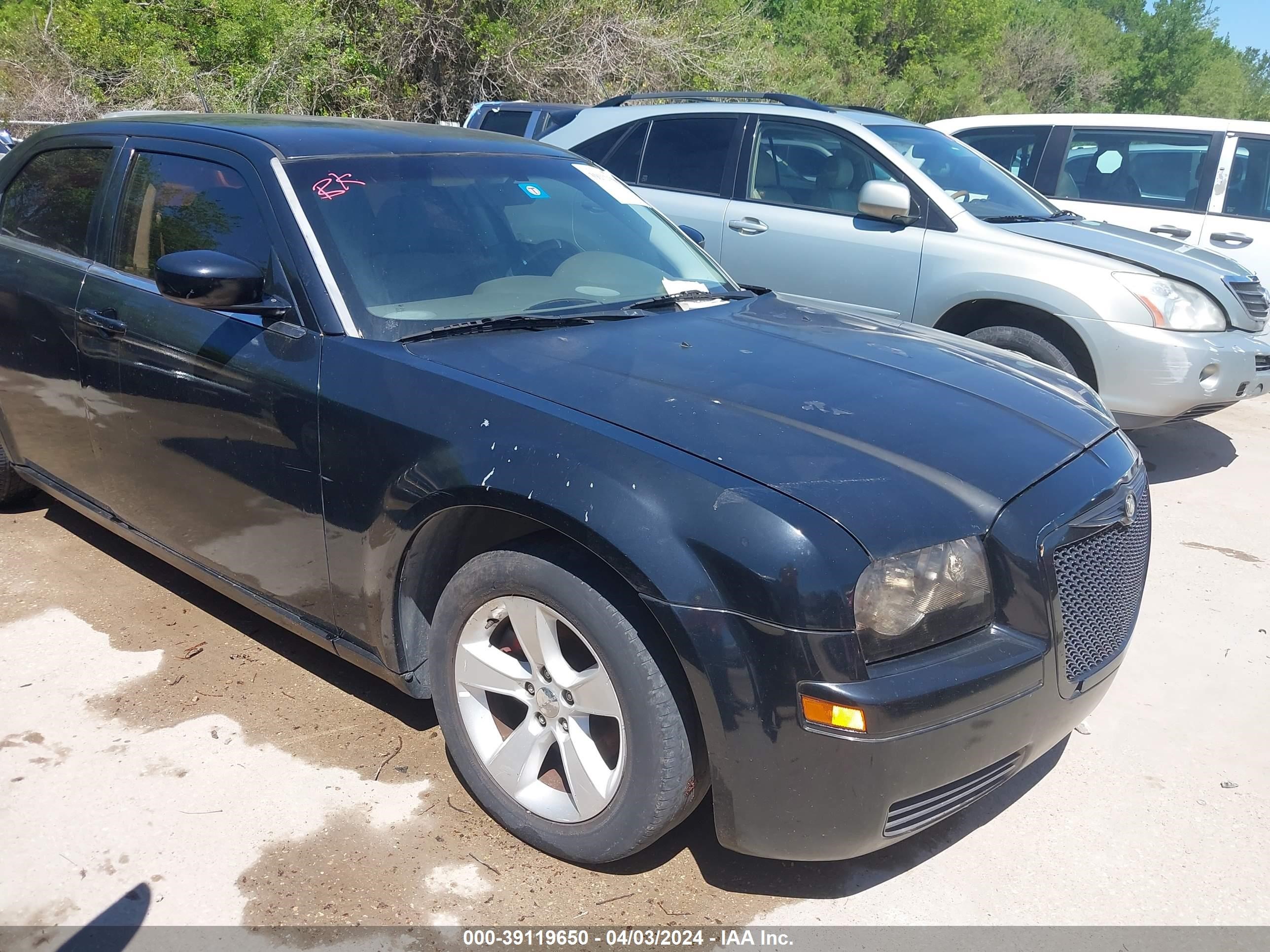 CHRYSLER 300 2008 2c3ka43r28h192413