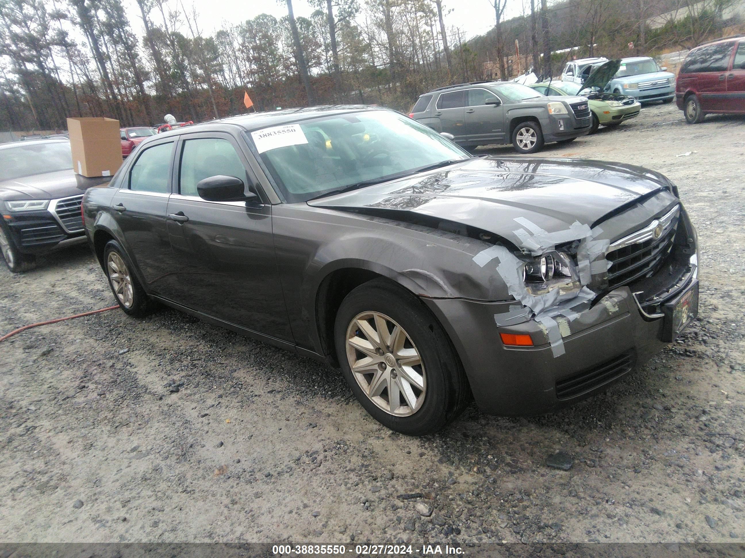 CHRYSLER 300 2008 2c3ka43r68h230029